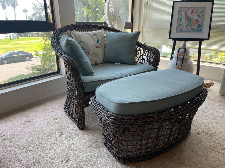 Woven Armchair With Ottoman [Photo 4]