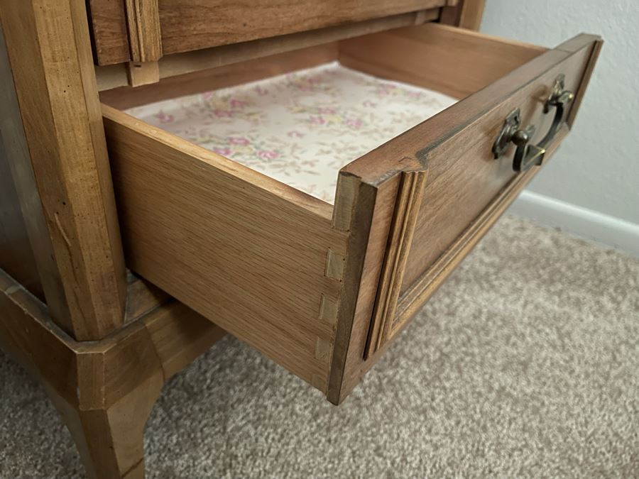 Pair Of Mid-Century Modern Nightstands 24W X 16D X 24H [Photo 4]