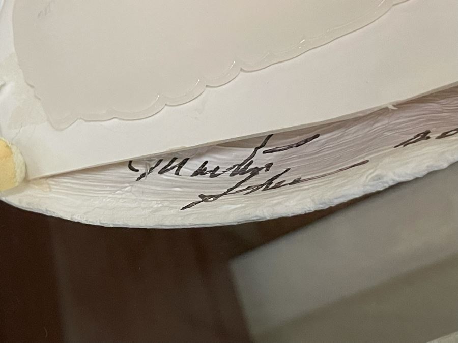 Martin Sheen Decorated And Signed Mask In Lucite Shadow Box 8W X 4D X 13H [Photo 8]