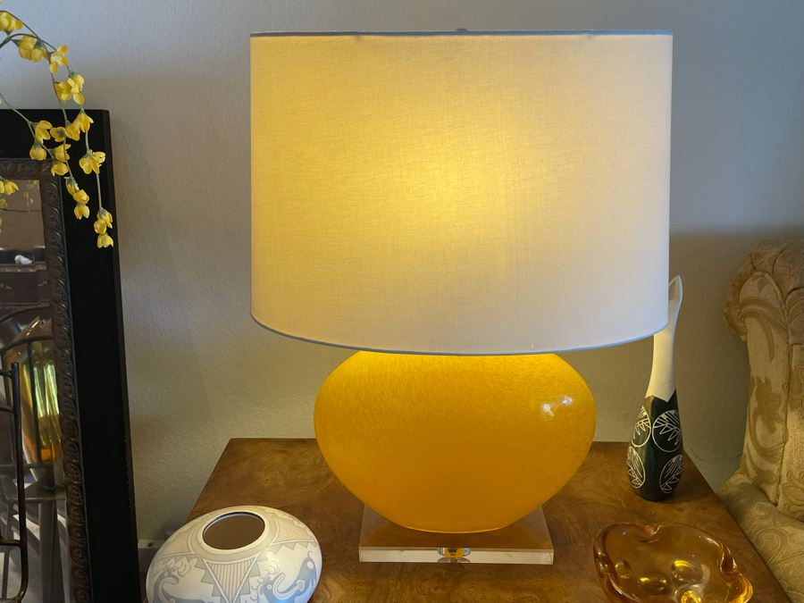 Pair Of Lucite Base Yellow Glass Table Lamps [Photo 3]