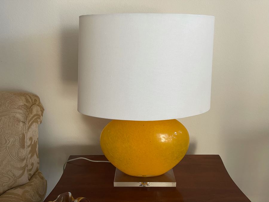 Pair Of Lucite Base Yellow Glass Table Lamps [Photo 2]