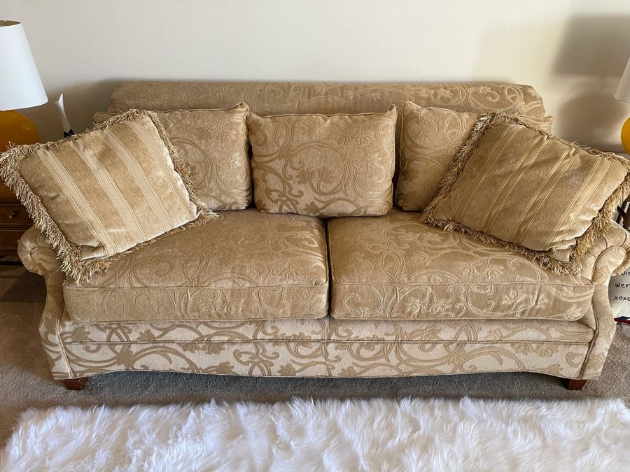 Thomasville Upholstered Sofa [Photo 2]