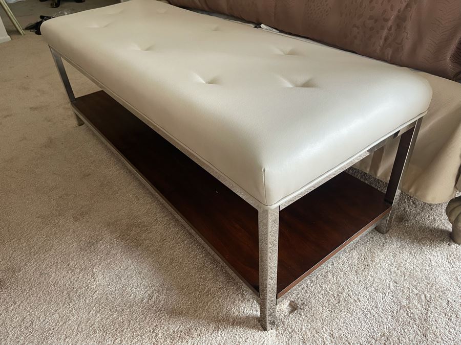 Hammary Furniture Modern Chrome Tufted Cocktail Bench [Photo 3]