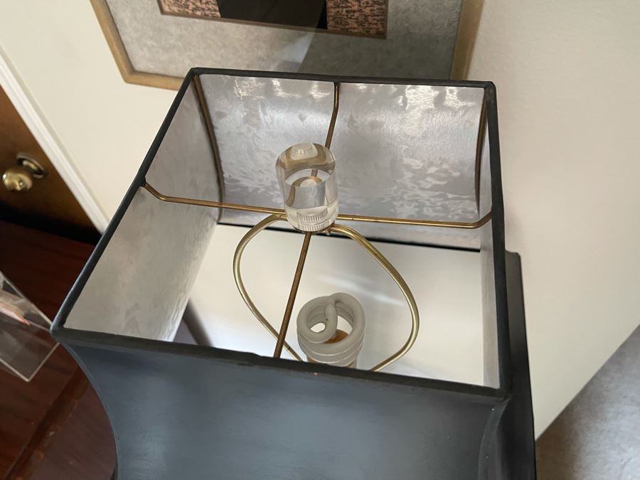 Modernist Lucite Table Lamp 34H [Photo 5]