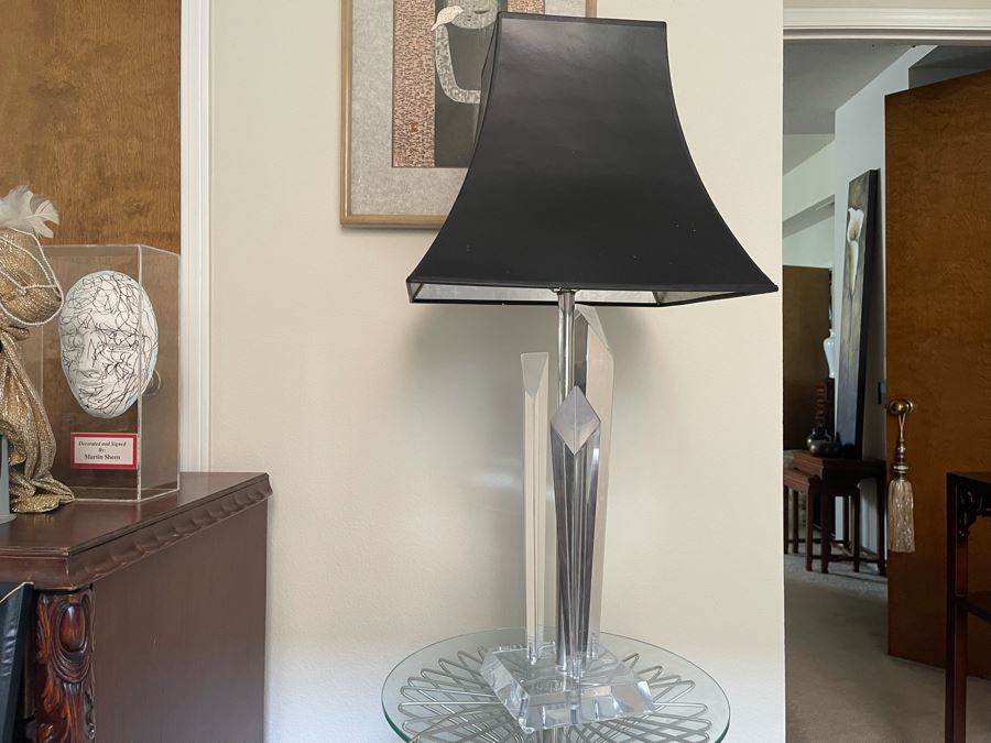 Modernist Lucite Table Lamp 34H [Photo 3]