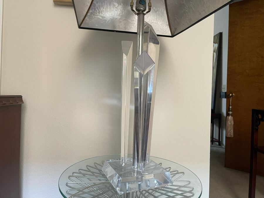 Modernist Lucite Table Lamp 34H [Photo 4]