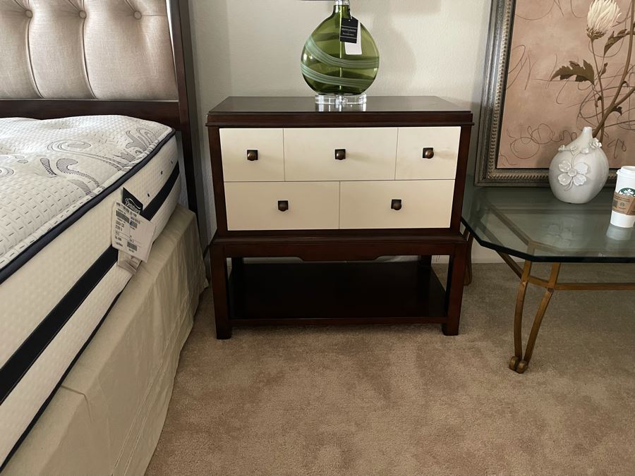 Pair Of Hooker Furniture Modern Black And White Nightstands 31W X 16D X 29H [Photo 5]