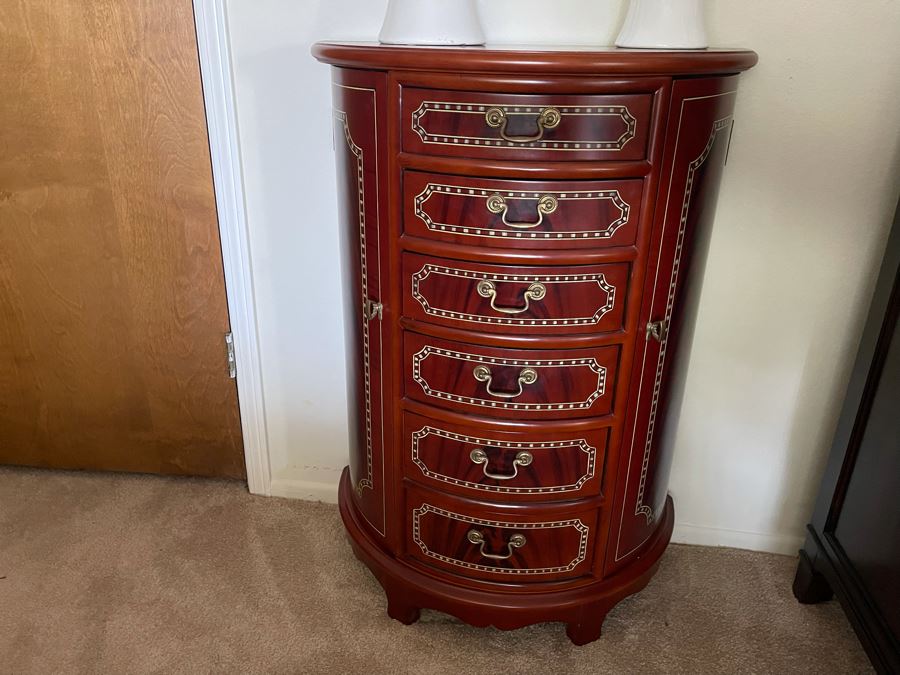 Standing Jewelry Cabinet [Photo 3]