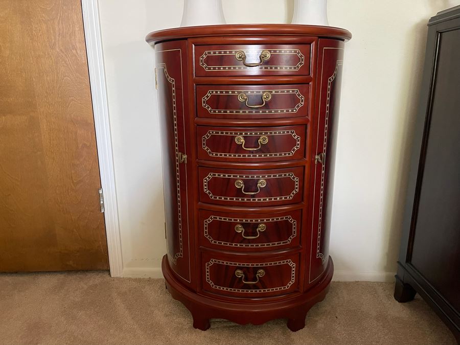 Standing Jewelry Cabinet [Photo 4]