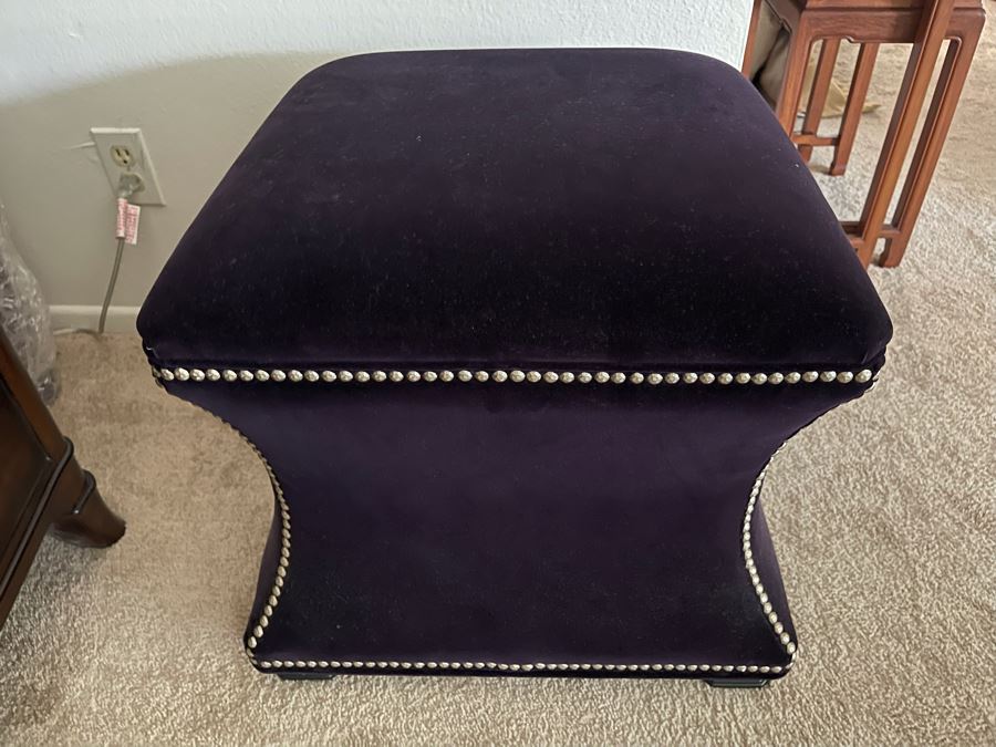 Ethan Allen Modern Stool With Brass Nail Heads 20W [Photo 3]