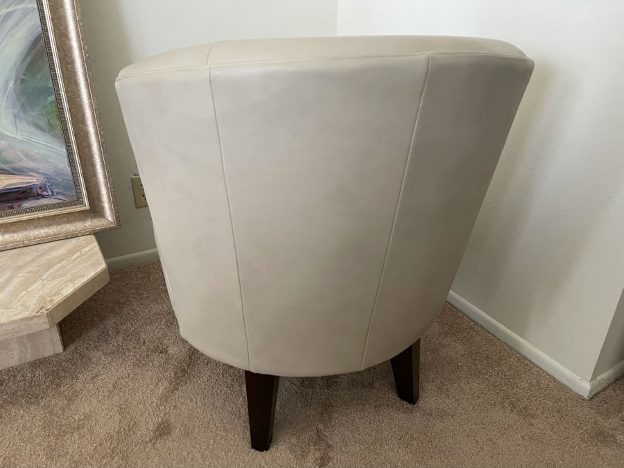 La-Z-Boy Occasional Chair 29W X 33D X 33H [Photo 6]