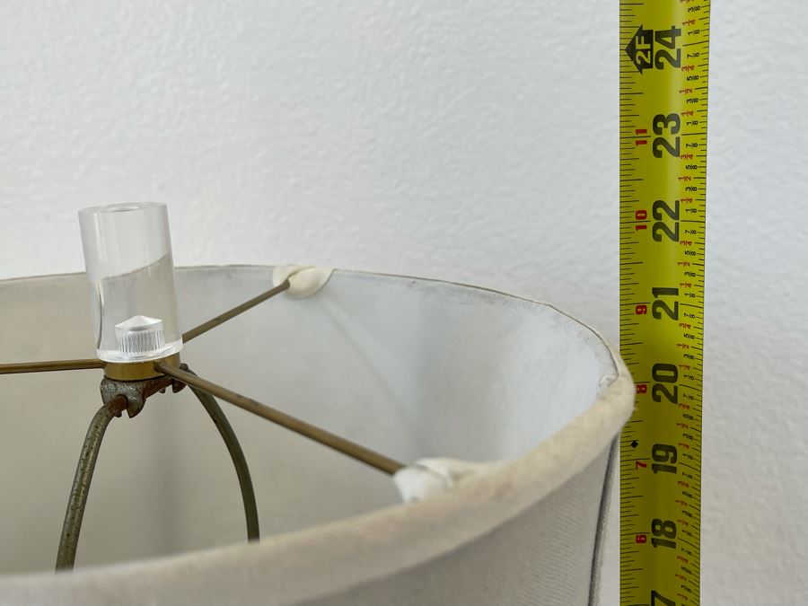 Modernist Lucite Table Lamp 22H [Photo 5]