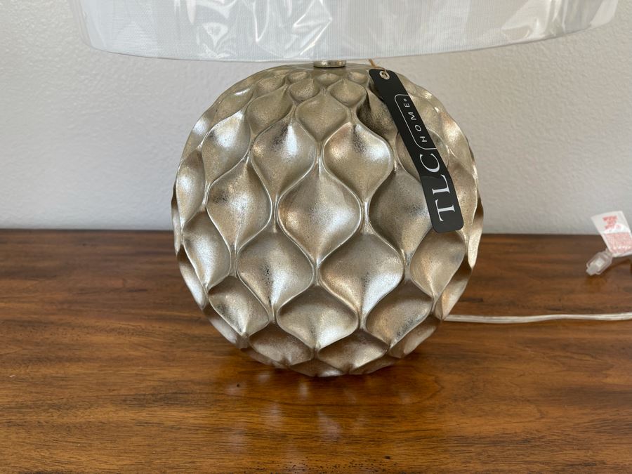 TLC Home Modernist Table Lamp 24H [Photo 4]