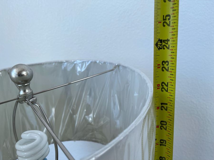 TLC Home Modernist Table Lamp 24H [Photo 5]