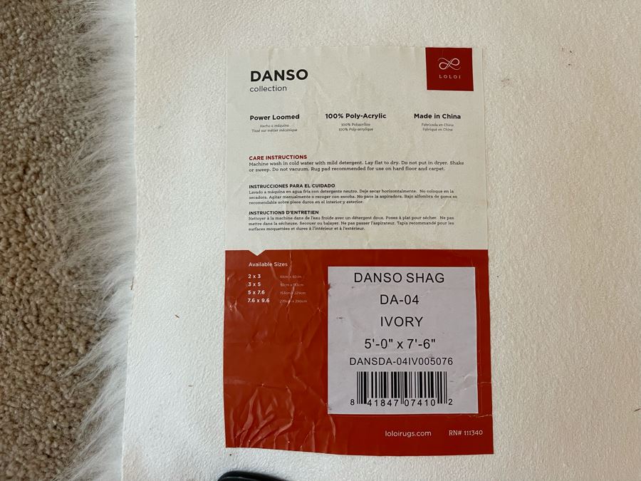 DANSO Collection Ivory Shag Rug 5' X 7'6' [Photo 4]