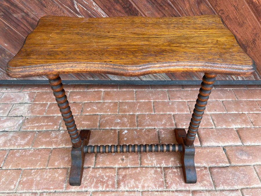 Vintage Carved Oak Small Table 22W X 11D X 23H [Photo 2]