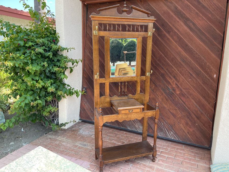 Vintage Hall Tree 32W X 13D X 85H [Photo 2]