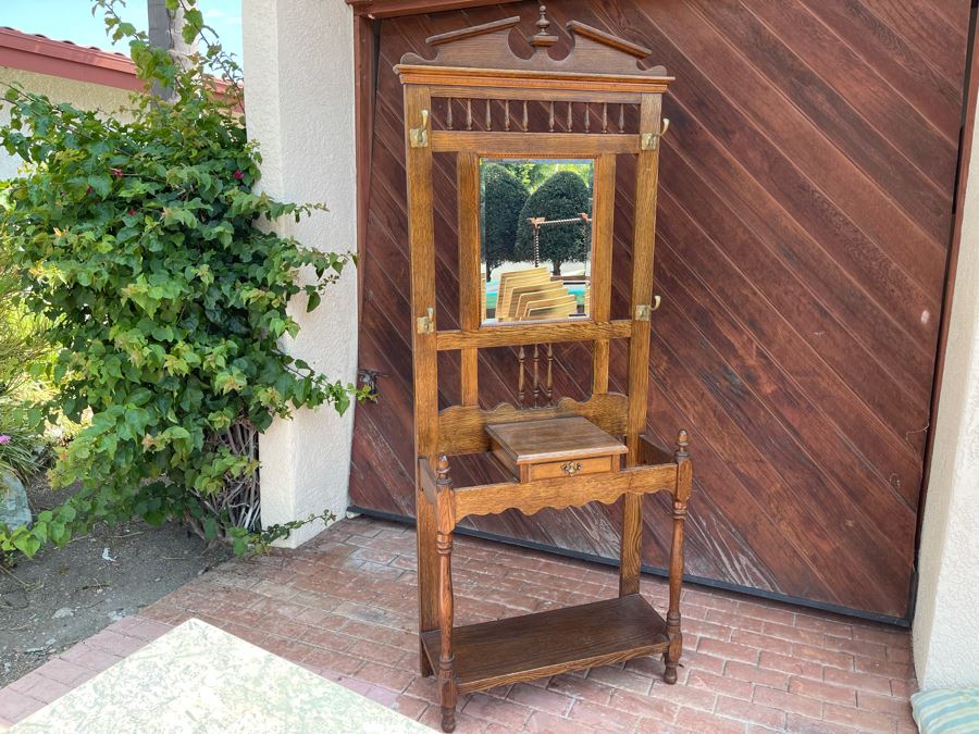 Vintage Hall Tree 32W X 13D X 85H [Photo 3]