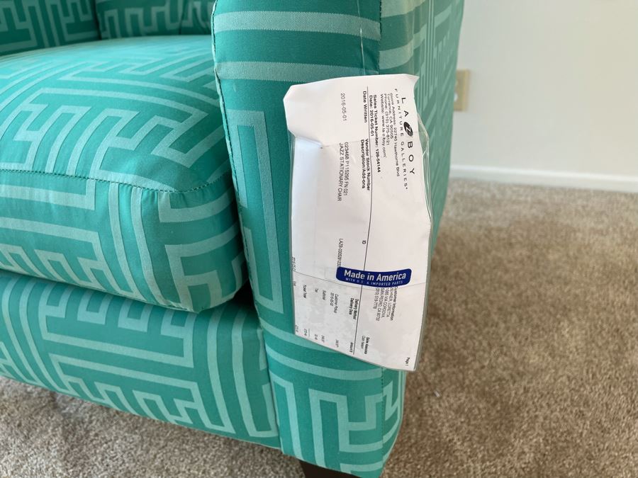 Ethan Allen Modern Armchair [Photo 9]