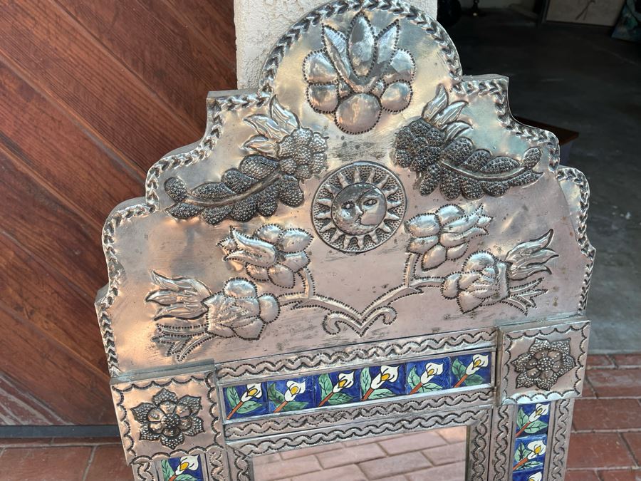 Mexican Tin Tile Mirror 20.5W X 40.5H [Photo 5]