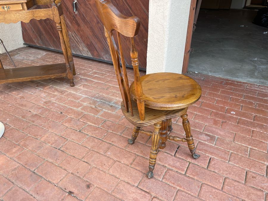 Vintage Swivel Piano Stool With Claw Feet 15W X 36H [Photo 5]