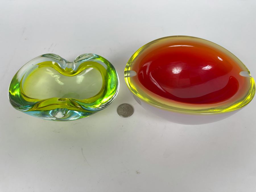 Pair Of Glass Ashtrays [Photo 5]