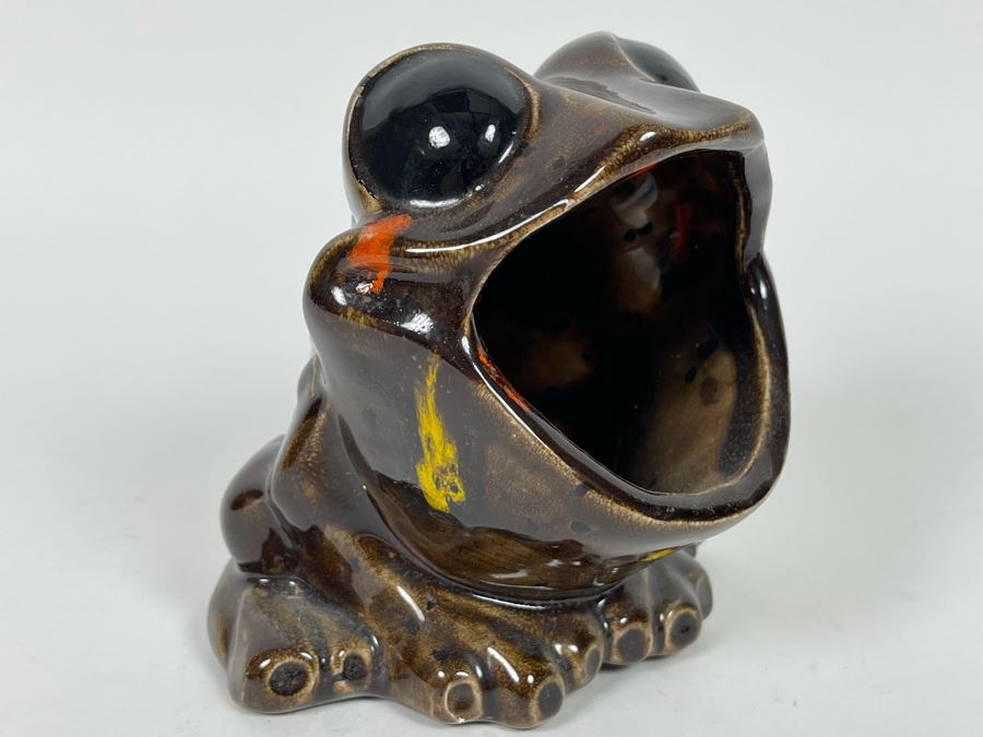 Vintage Frog Pottery [Photo 2]
