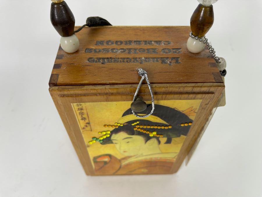 Handmade Cigar Box Purse [Photo 4]