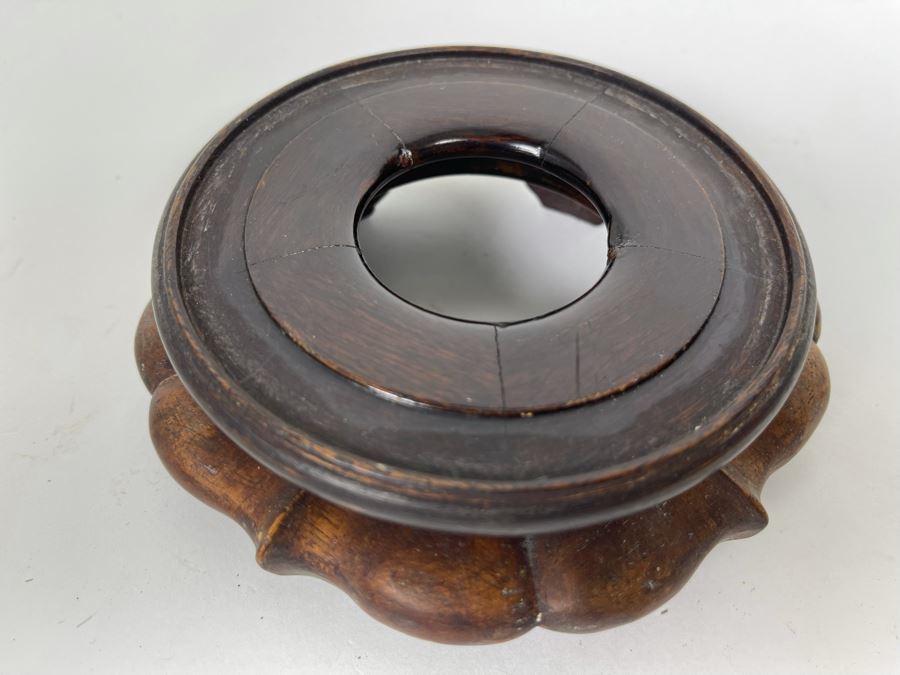 Vintage Signed Asian Porcelain Ginger Jar With Wooden Stand 11H [Photo 9]