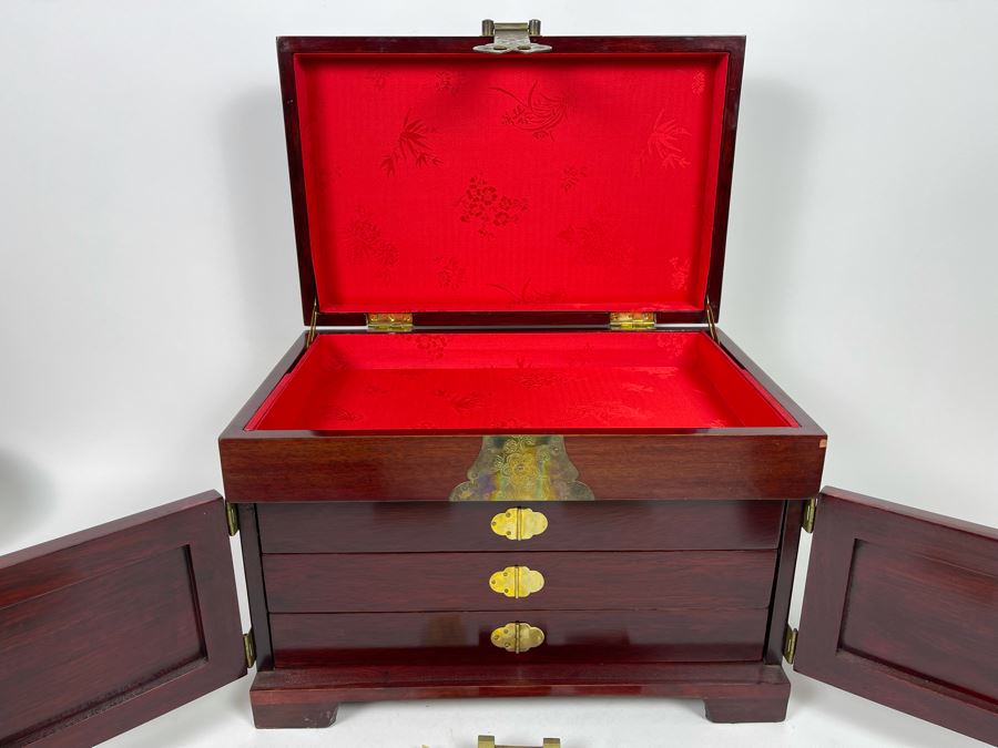 Chinese Mother Of Pearl Inlay Jewelry Box With Lock And Key [Photo 9]