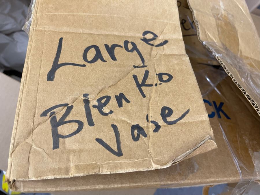 Large Blenko Vase 8W X 11H [Photo 10]