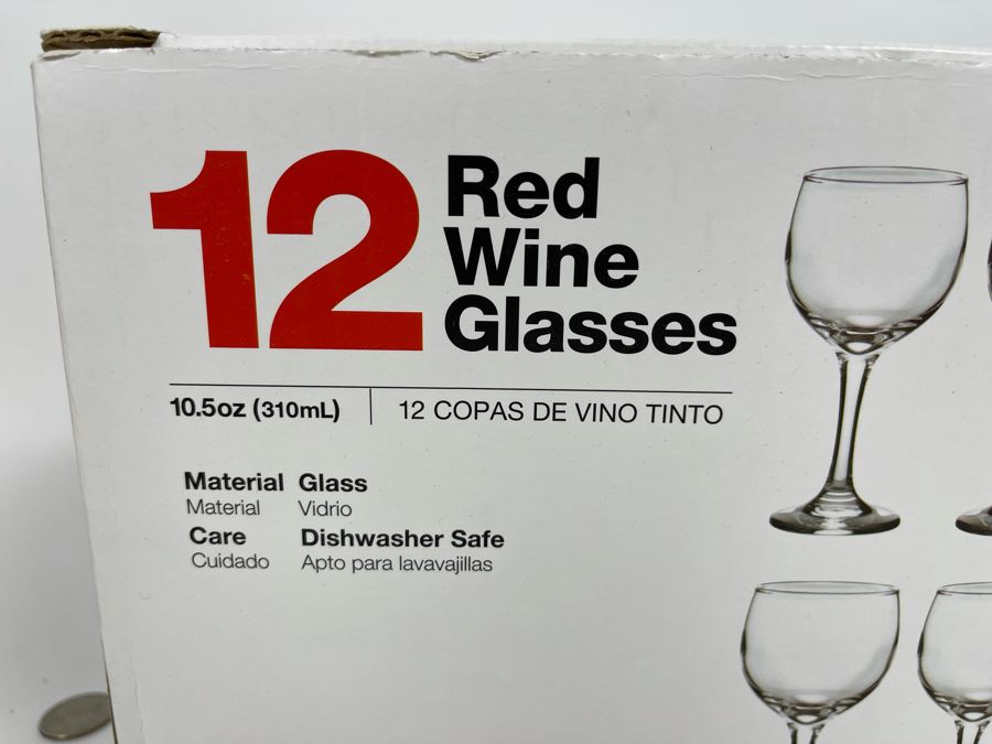 New Set Of 12 Red Wine Glasses And Set Of 4 Stackable Plastic Outdoor Wine Glasses [Photo 4]