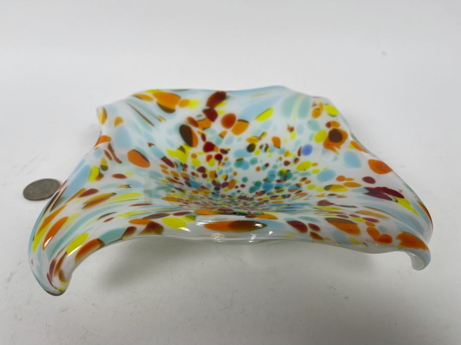 Colored Glass Dish 7.5W X 6D X 2H [Photo 2]