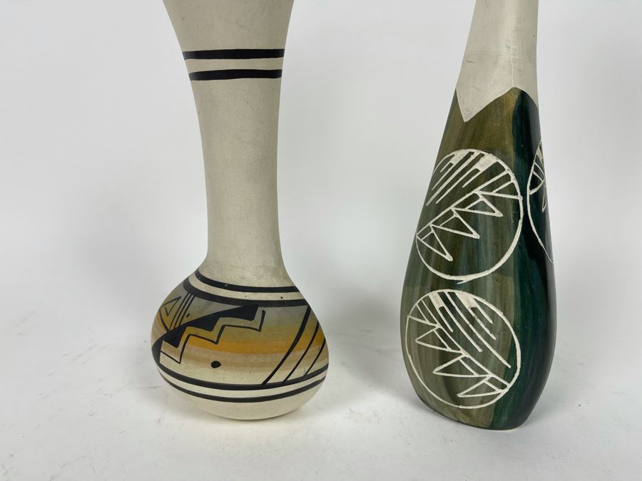 Pair Of Signed Native American Vases - One Signed Nez Navajo 8H Other Signed Black Tail Deer SPRC SD 12H [Photo 3]