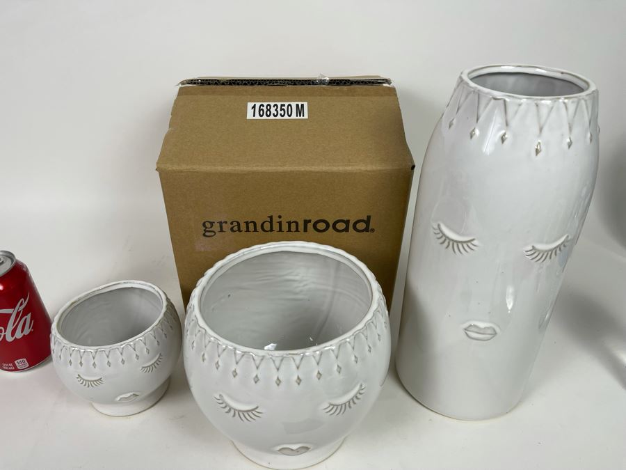 New Set Of Three White Ceramic Face Vases By Grandin Road Tallest Is 12H [Photo 4]