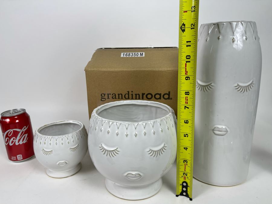 New Set Of Three White Ceramic Face Vases By Grandin Road Tallest Is 12H [Photo 5]