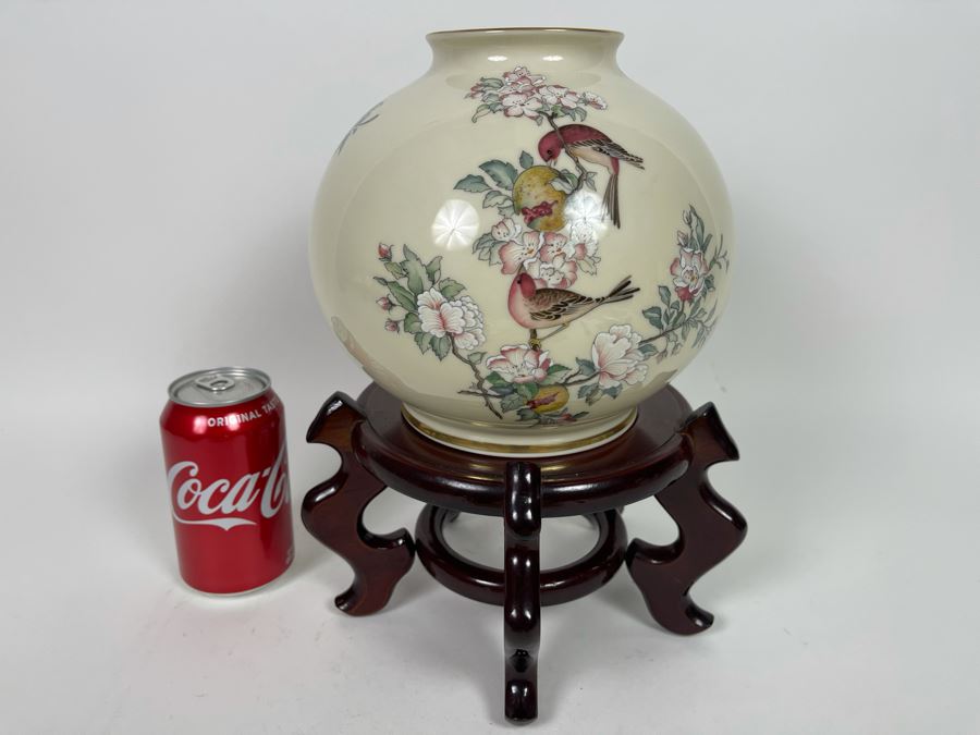 Lenox Serenade Vase 7H With Wooden Stand 5H [Photo 2]