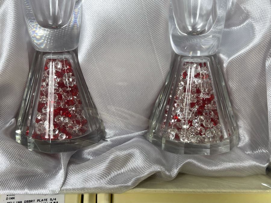 New Pair Of Oleg Cassini Crystal Glitter Champagne Flutes And Two Sets Of Lenox Seasonal Dessert Plates (Total Of 8 Plates) [Photo 4]