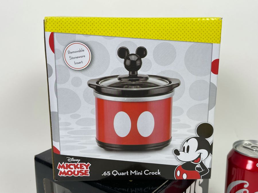 New Mickey Mouse Mini Crock Pot And Set Of Four Elvis Double Old Fashioned Glasses [Photo 4]