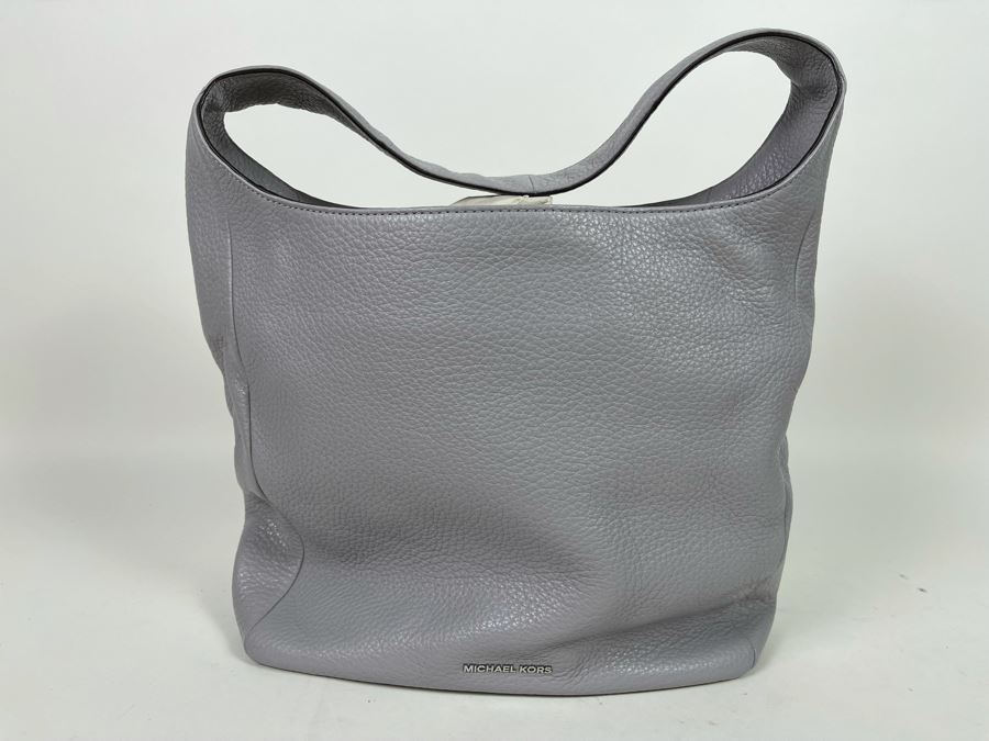 New Michael Kors Leather Handbag Retails $328 [Photo 3]