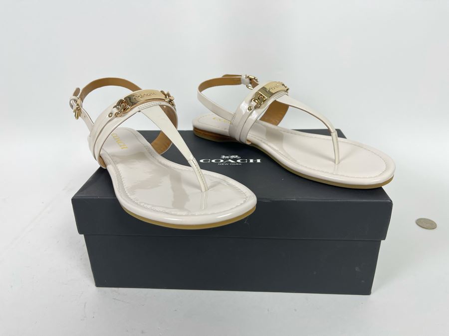 New Pair Of Coach Sandals Shoes Caterine Patent Chalk Size 8.5M [Photo 4]