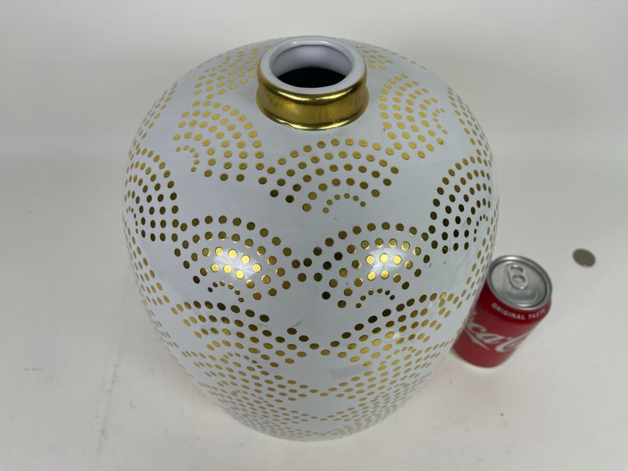 Large Decorative White And Gold Vase 14H [Photo 3]