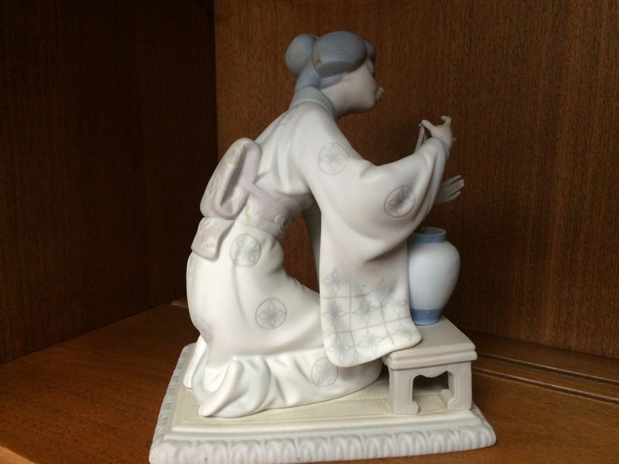 Lladro Figurine [Photo 8]