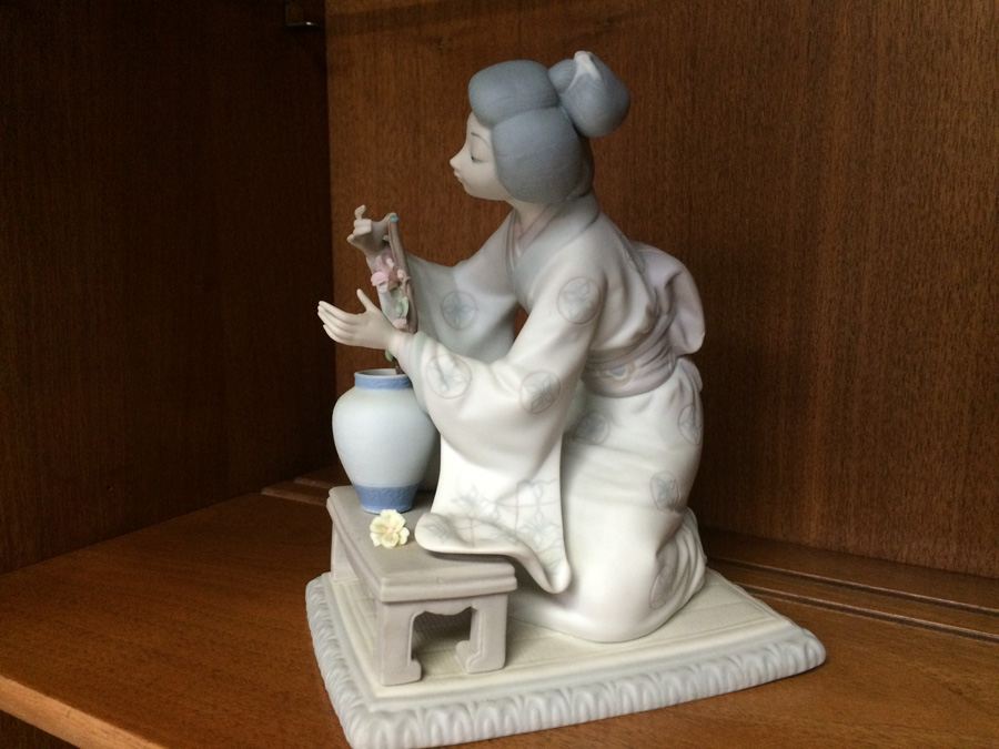 Lladro Figurine [Photo 6]