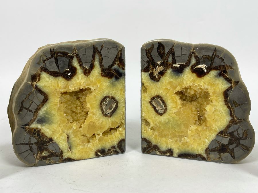 Set Of Four Polished Geode Bookends [Photo 3]