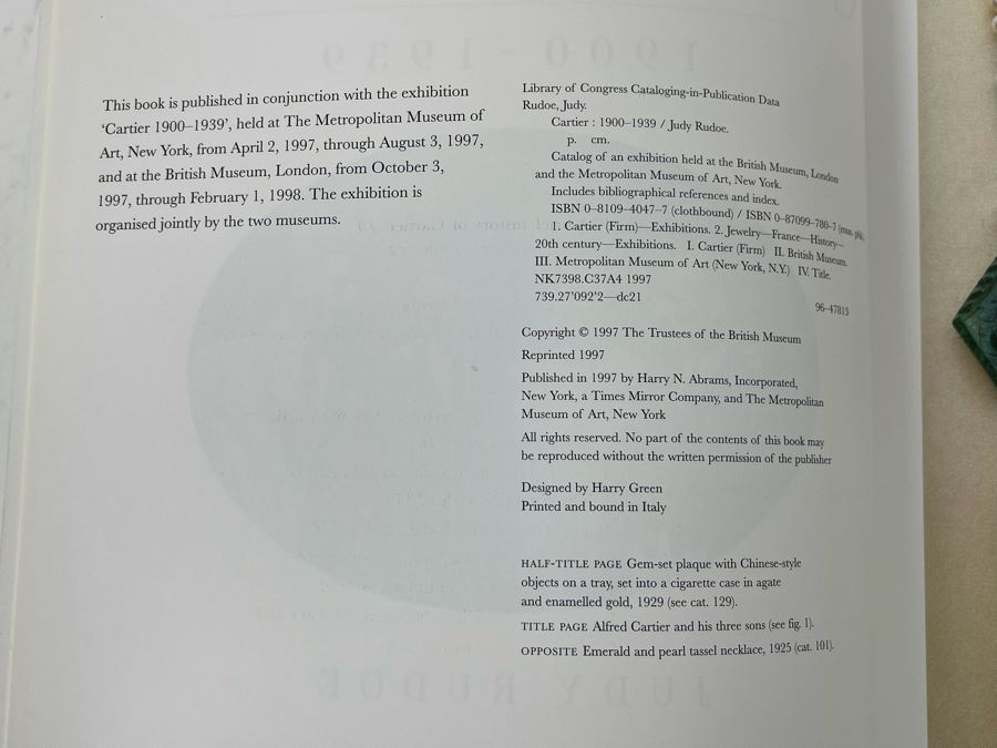 Cartier 1900-1939 Book [Photo 4]