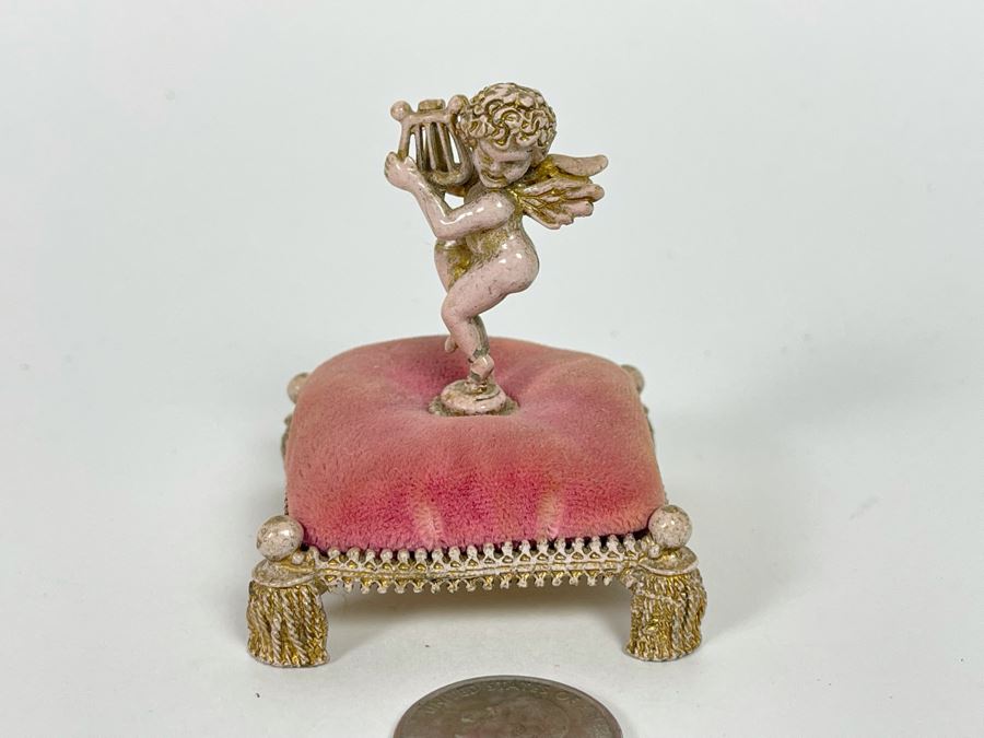 Vintage Florenza Cherub Angel Playing Harp Lyre Pin Cushion 2W X 2H [Photo 2]