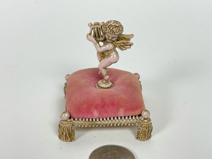 Vintage Florenza Cherub Angel Playing Harp Lyre Pin Cushion 2W X 2H [Photo 3]