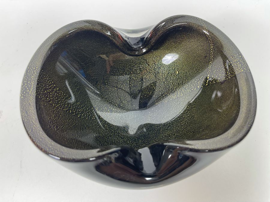 Vintage Studio Art Glass Ashtray 6W X 2.5H [Photo 4]