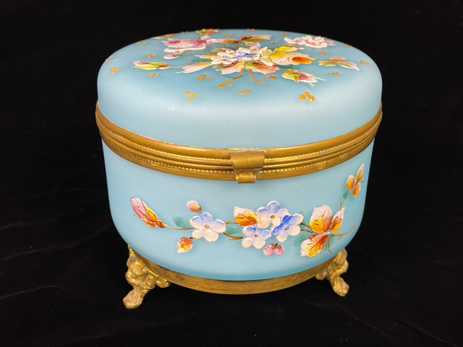 Vintage Hand Painted Glass And Gilt Metal Footed Vanity Table Powder Box 5R X 4H [Photo 2]